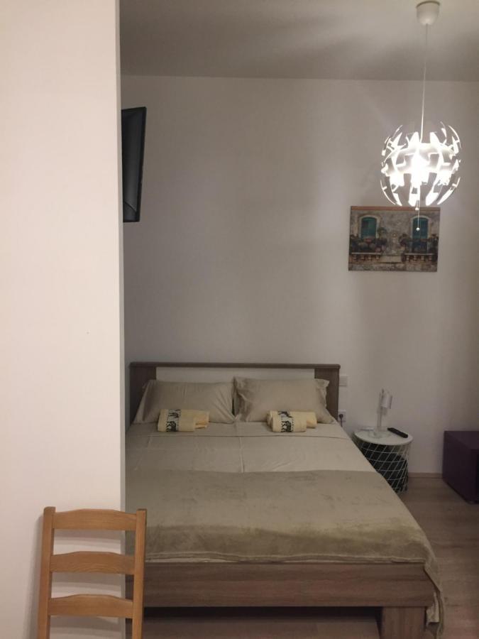 Studio Apartmani Paola Rijeka Buitenkant foto